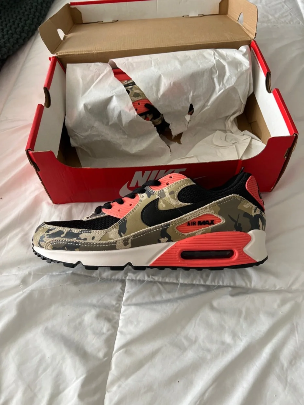 Nike Air Max 90 Duck Camo Magic Ember(Coral/Orange) size 11 - Picture 1 of 3